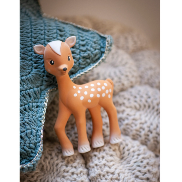 Sophie the giraffe deals deer