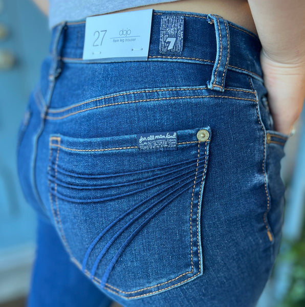 7 for All Mankind® DOJO Original Length Trouser in Moreno