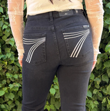 7 for All Mankind® DOJO Tailorless Length Trouser in Salem (Shorter) black