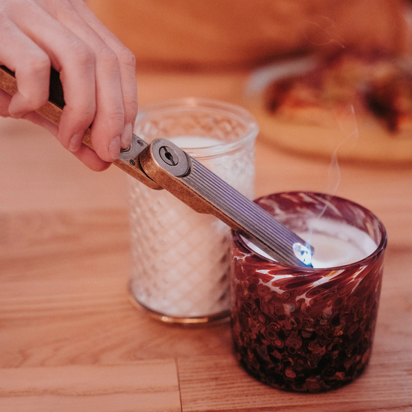 Barebones® Pivot Arc Lighter