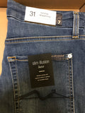 7 for All Mankind® Jeans - Kimmie Straight B(air)